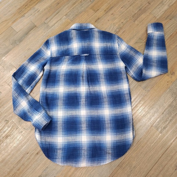 American Eagle Women XS Blue Plaid Ahh-Mazingly Soft Boyfriend Fit Flannel Shirt - Picture 4 of 11